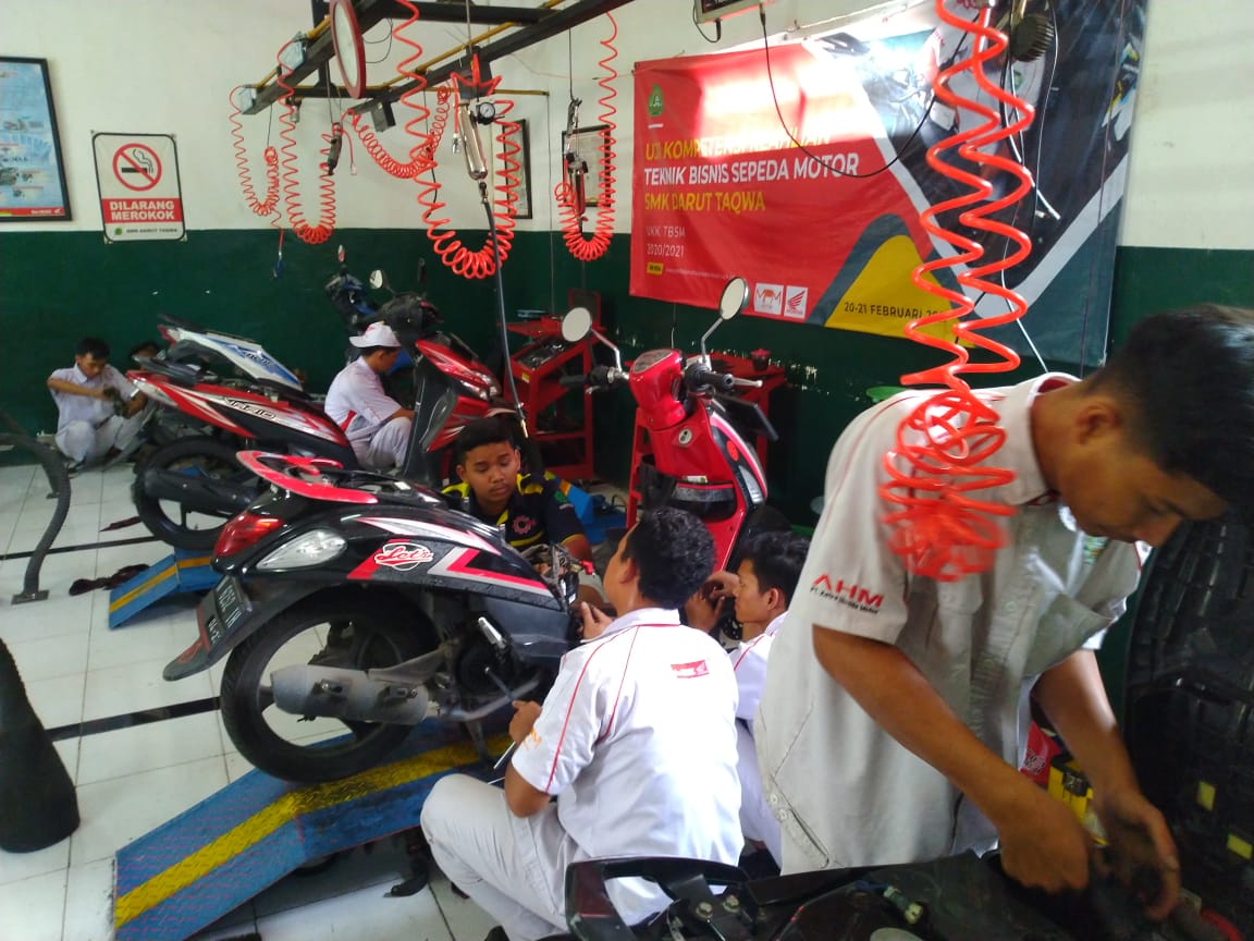 Servis 40 Ribu, TBSM berikan 4 Layanan Gratis