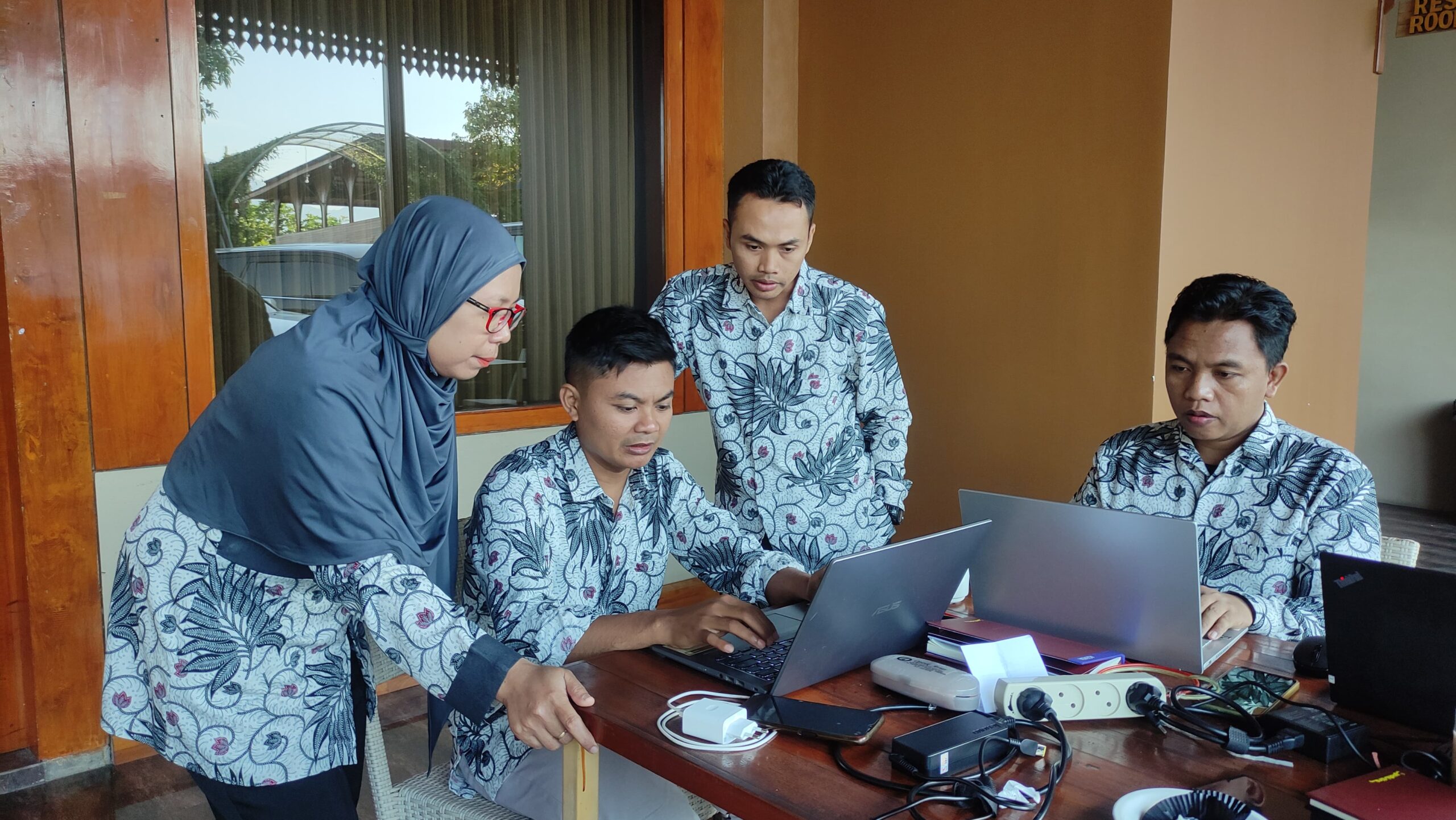 Workshop Komunitas Belajar Kombel Kurikulum Merdeka Bersama Pakar PMM di Yayasan Darut Taqwa Purwosari Pasuruan 19 Juni 2024